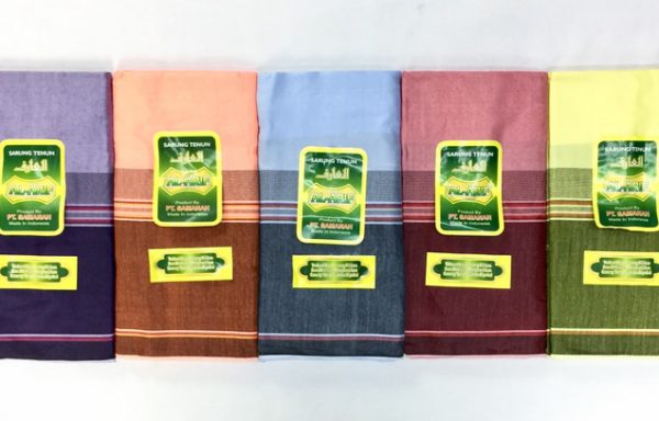 Cheap Cotton lungi with Large Lines Design by Al Arif