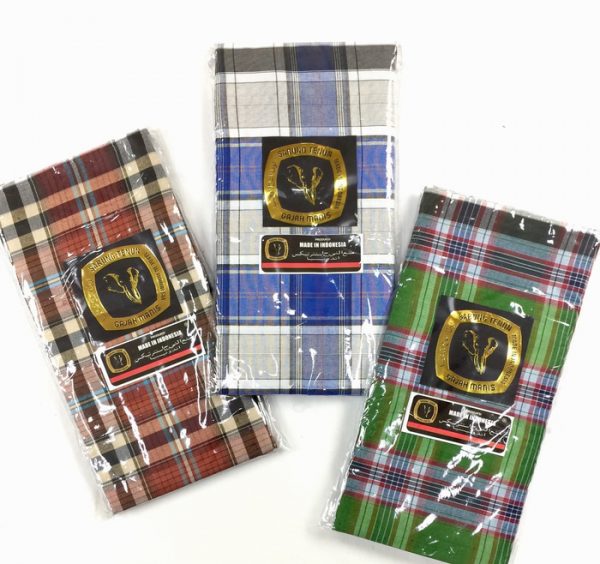 wholesale 100% Cotton lungi With Checkered Design